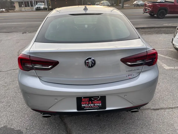 SILVER, 2019 BUICK REGAL Image 4