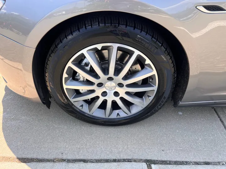 Gray, 2014 Maserati Ghibli Image 34