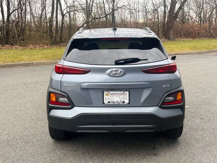 Gray, 2021 Hyundai Kona Image 4