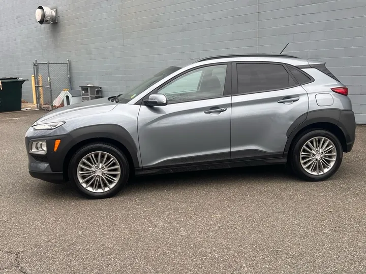 Gray, 2021 Hyundai Kona Image 2