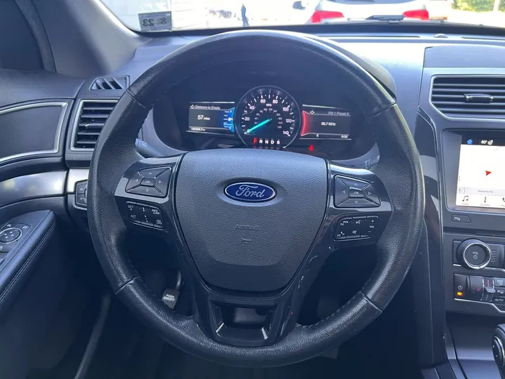 Black, 2018 Ford Explorer Image 33