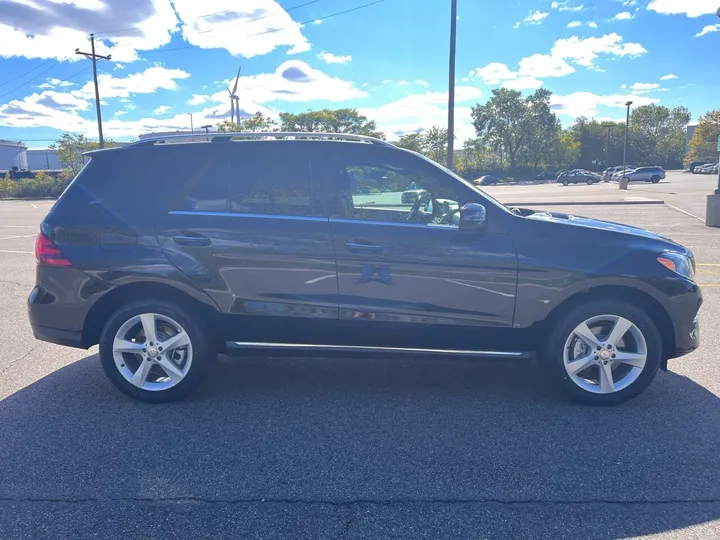 Black, 2016 Mercedes-Benz GLE Image 7