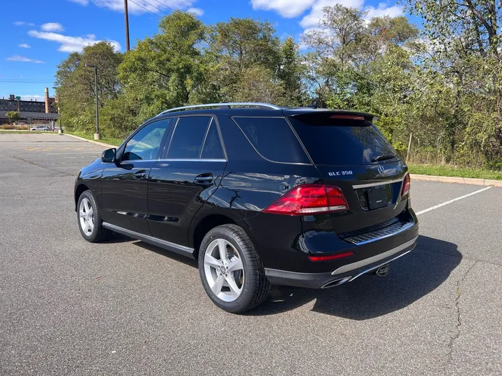 Black, 2016 Mercedes-Benz GLE Image 4