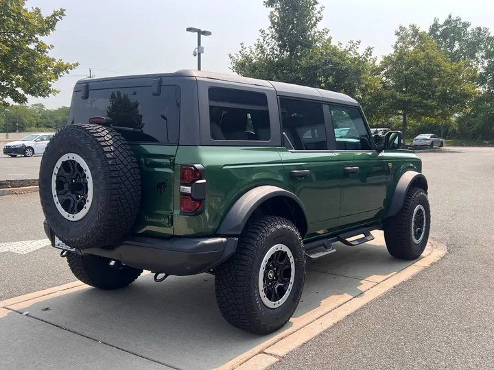 Green, 2023 Ford Bronco Image 5