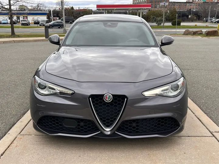 Charcoal, 2018 Alfa Romeo Giulia Image 8