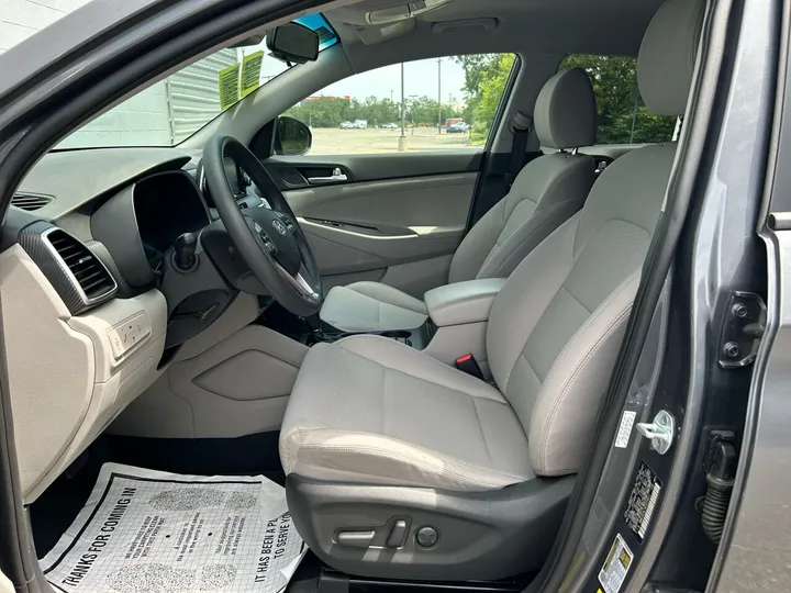 Gray, 2019 Hyundai Tucson Image 13