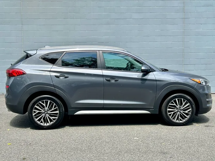 Gray, 2019 Hyundai Tucson Image 9