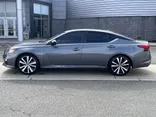 Gray, 2020 Nissan Altima Thumnail Image 39