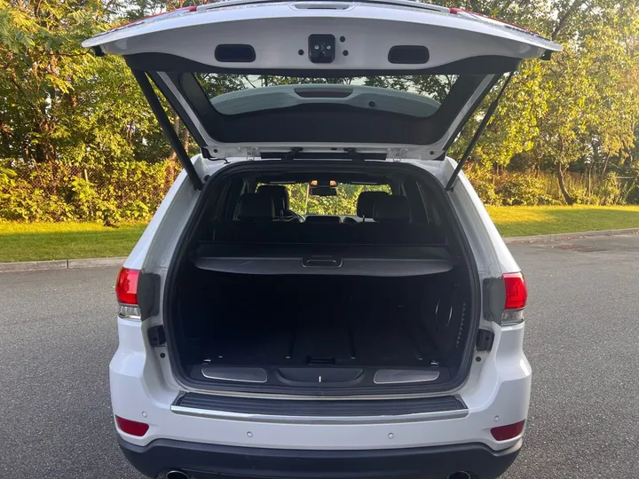 White, 2014 Jeep Grand Cherokee Image 23