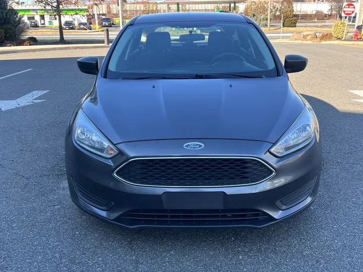 Gray, 2018 Ford Focus Image 8