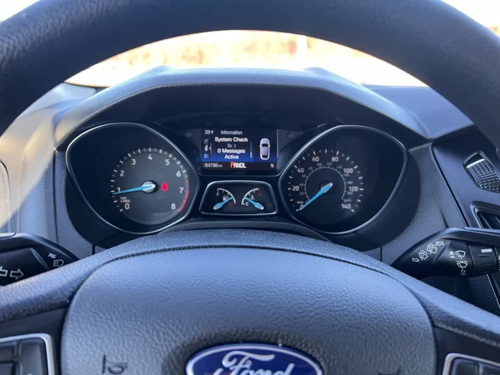 Gray, 2018 Ford Focus Image 26