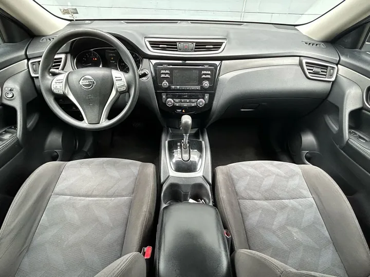 Gray, 2016 Nissan Rogue Image 26