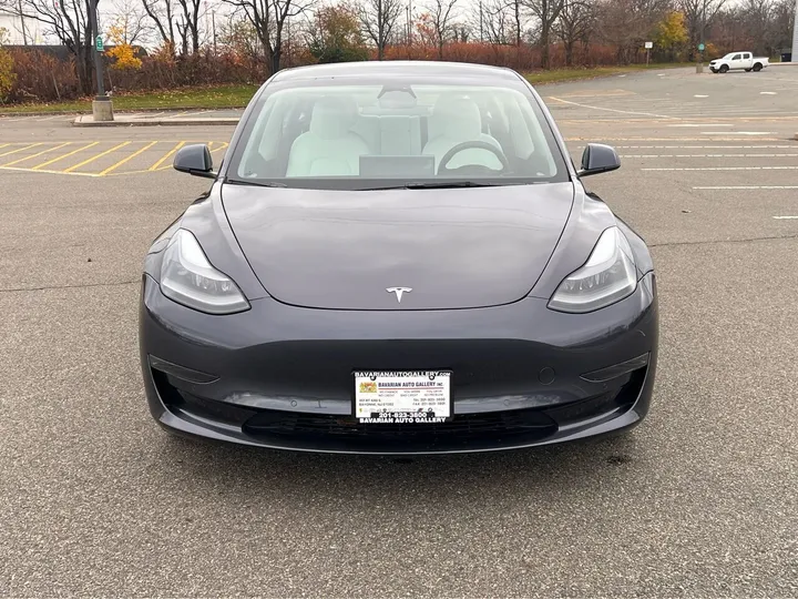Gray, 2021 Tesla Model 3 Image 8