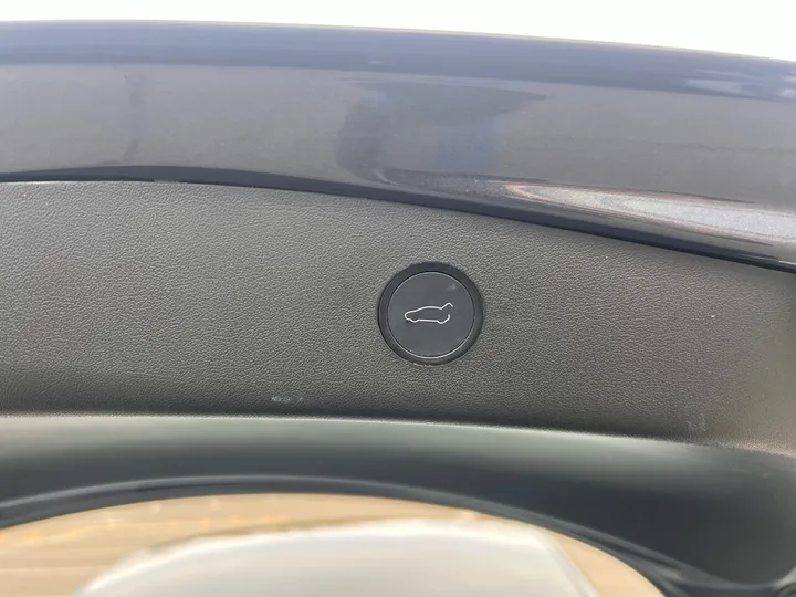 Gray, 2021 Tesla Model 3 Image 20