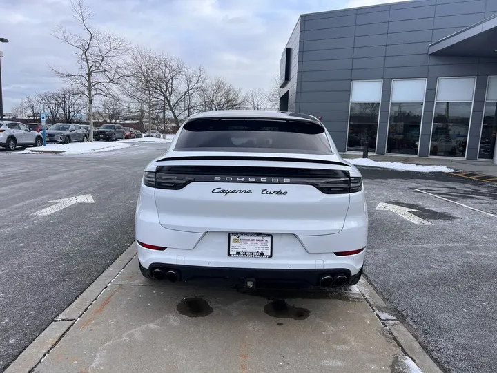 White, 2020 Porsche Cayenne Image 54