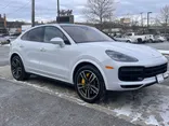 White, 2020 Porsche Cayenne Thumnail Image 7