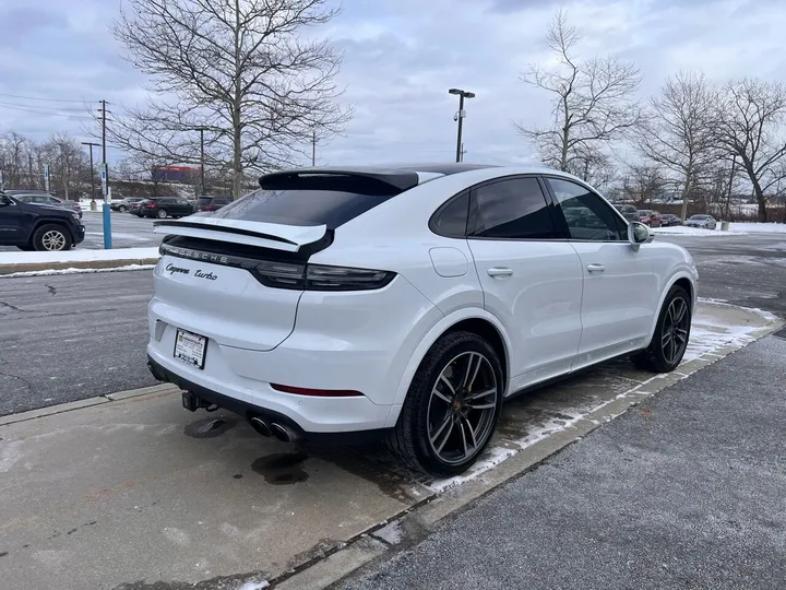 White, 2020 Porsche Cayenne Image 55