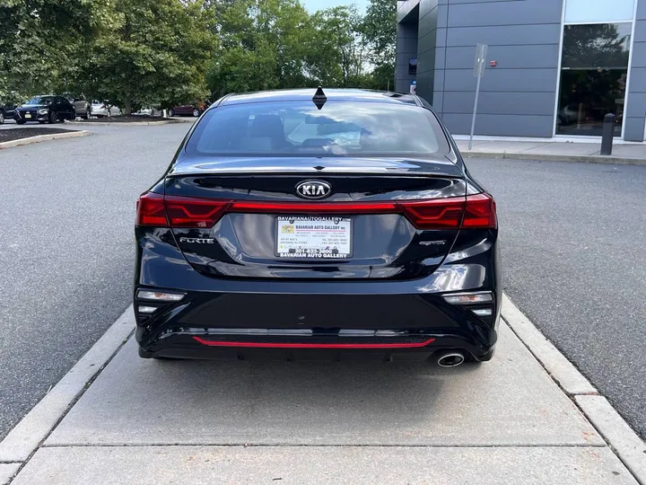 Black, 2021 Kia Forte Image 4