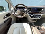 Gray, 2018 Chrysler Pacifica Thumnail Image 50