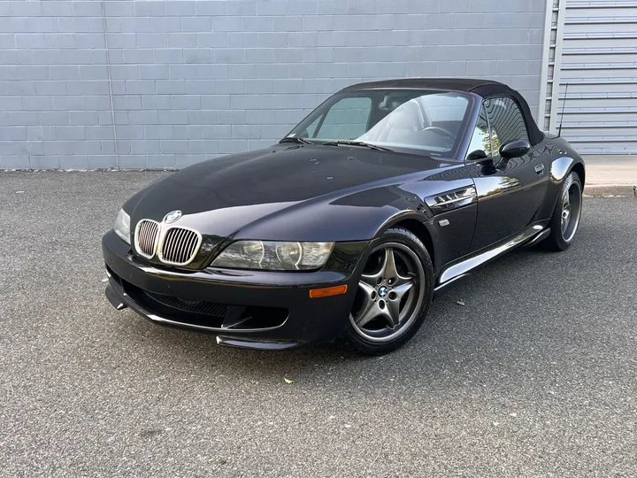 Black, 2002 BMW M Image 2