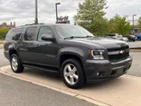 Charcoal, 2010 Chevrolet Suburban Thumnail Image 7