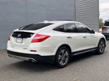 White, 2014 Honda Crosstour Thumnail Image 5