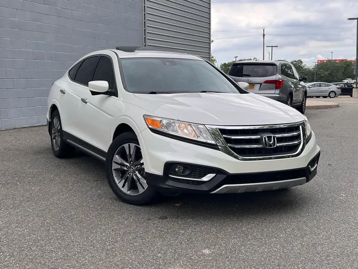 White, 2014 Honda Crosstour Image 7