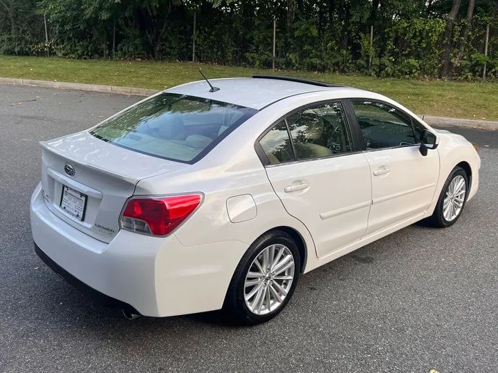 White, 2016 Subaru Impreza Image 13