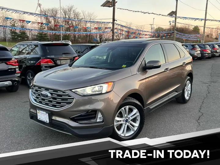 Brown, 2019 Ford Edge Image 2