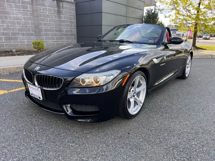 Black, 2011 BMW Z4 Image 46