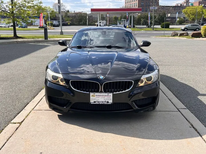 Black, 2011 BMW Z4 Image 8