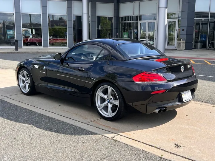 Black, 2011 BMW Z4 Image 3