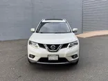 White, 2015 Nissan Rogue Thumnail Image 11