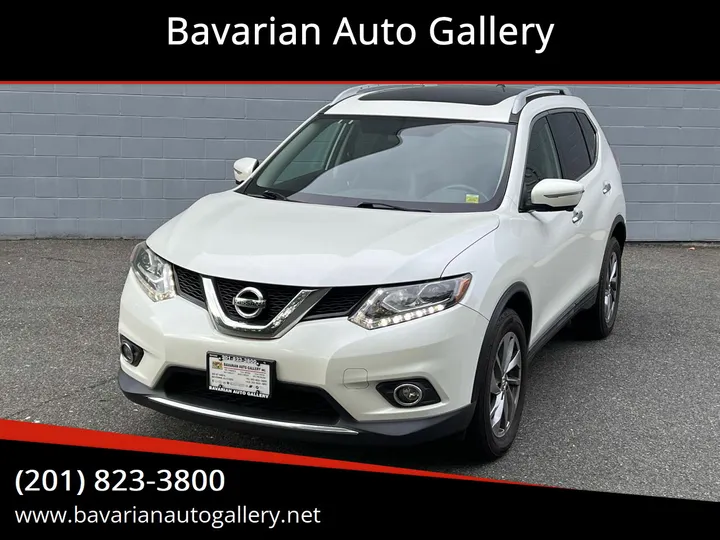 White, 2015 Nissan Rogue Image 2