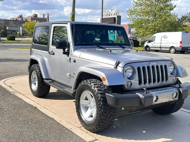 Silver, 2015 Jeep Wrangler Image 7