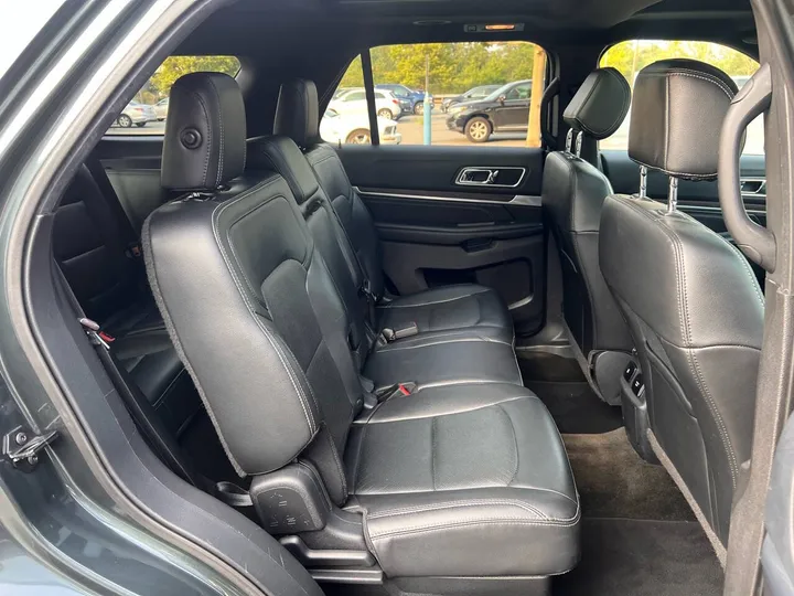 Gray, 2016 Ford Explorer Image 24