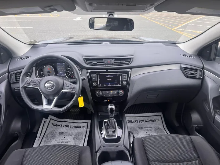 Gray, 2019 Nissan Rogue Sport Image 19