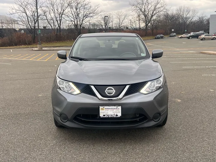 Gray, 2019 Nissan Rogue Sport Image 8