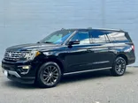 Black, 2019 Ford Expedition MAX Thumnail Image 4