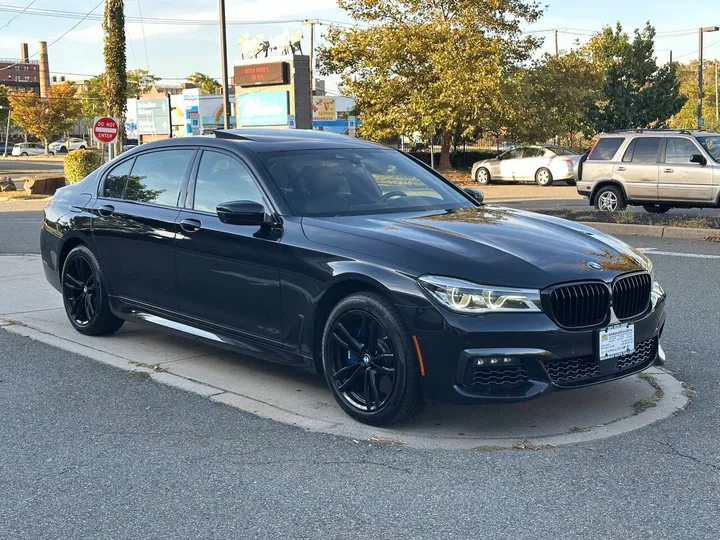 Black, 2017 BMW 7 Series Image 8