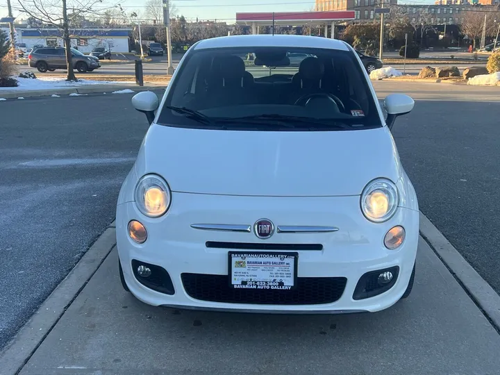 White, 2015 FIAT 500 Image 8