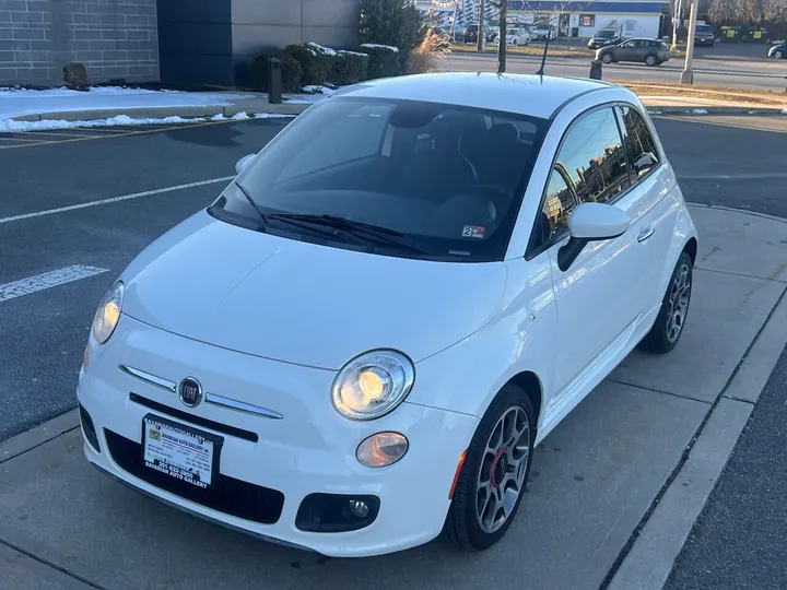 White, 2015 FIAT 500 Image 9