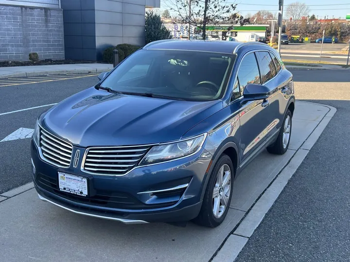 Blue, 2018 Lincoln MKC Image 9