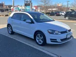 White, 2017 Volkswagen Golf Thumnail Image 7