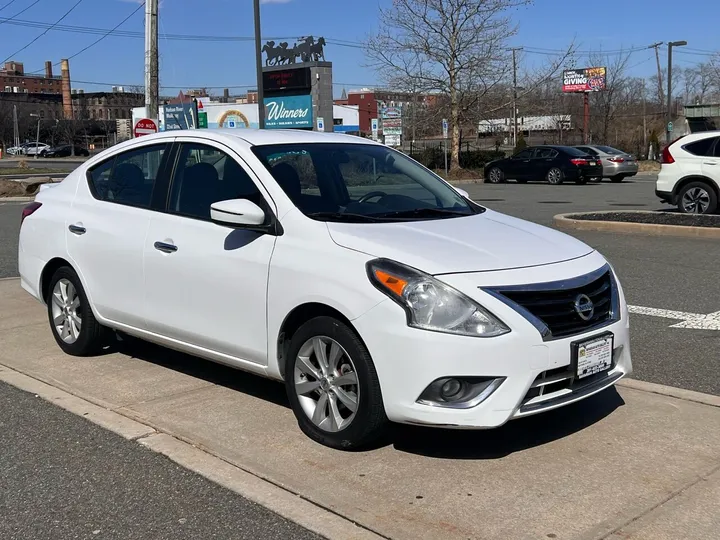 White, 2015 Nissan Versa Image 7