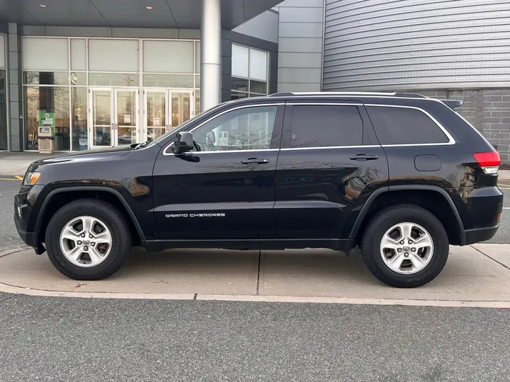 Black, 2015 Jeep Grand Cherokee Image 2