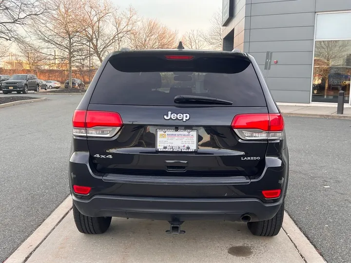 Black, 2015 Jeep Grand Cherokee Image 4