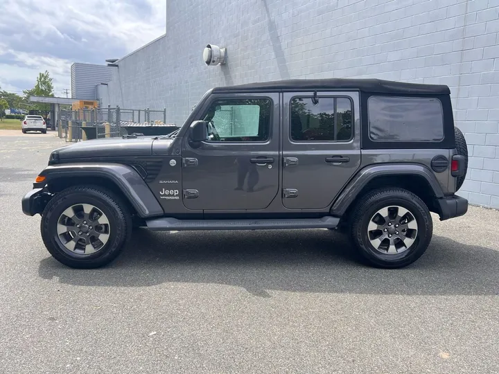 Gray, 2018 Jeep Wrangler Unlimited Image 2