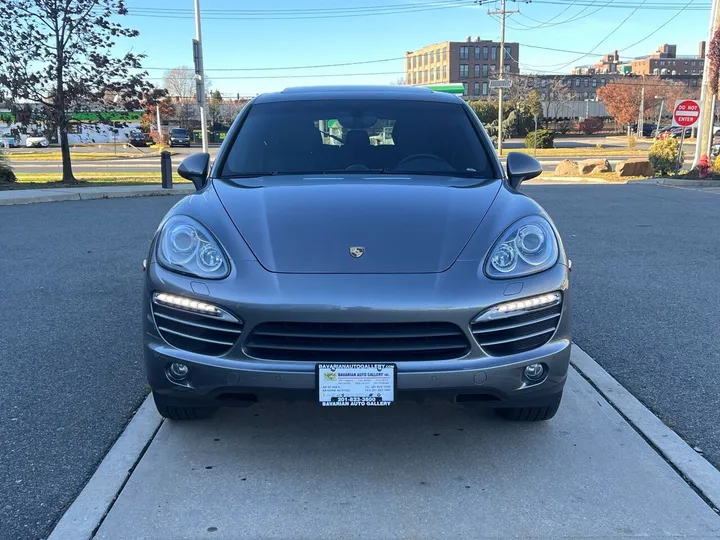 Gray, 2013 Porsche Cayenne Image 9