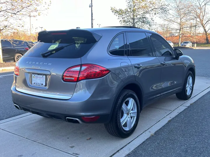 Gray, 2013 Porsche Cayenne Image 6